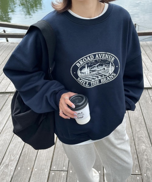 Chillfar(チルファー)の「アーチロゴスウェット(スウェット・レディース・レッド/レッド系/アイボリー/チャコール/ピンク/アイボリー系2/ホワイト系/ブラック系/ネイビー/オートミール/アイボリー系/ベージュ/グリーン/ホワイト/ネイビー系/杢グレー/グリーン系/グレー系/ブルー/アイボリー系1・FREE)」の17枚目の写真