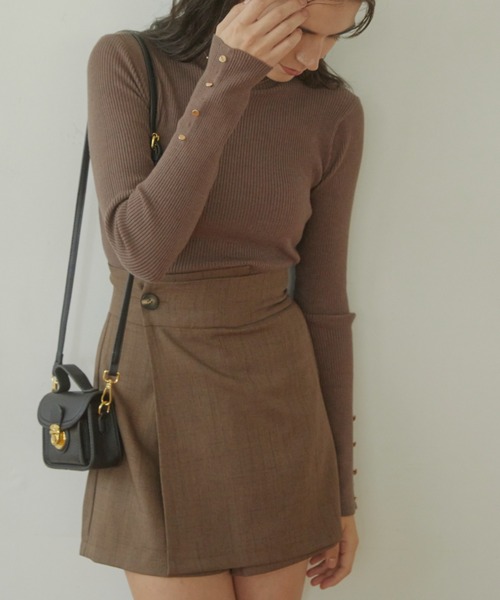 ACYM（アシーム）の「Marshmarrow button sleeve ニット（ニット/セーター・レディース・ブラウン/アイボリー/ブラック・FREE）」の17枚目の写真