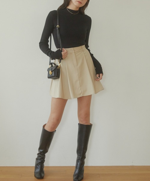 ACYM（アシーム）の「Marshmarrow button sleeve ニット（ニット/セーター・レディース・ブラウン/アイボリー/ブラック・FREE）」の13枚目の写真