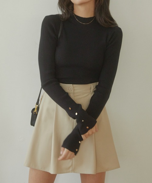 ACYM（アシーム）の「Marshmarrow button sleeve ニット（ニット/セーター・レディース・ブラウン/アイボリー/ブラック・FREE）」の9枚目の写真