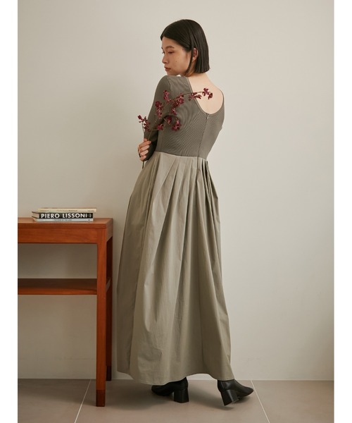 Stylevoice for xxx(スタイルヴォイスフォー)の「タフタドッキングリブニットワンピース(ワンピース・レディース・モカ/ブラック/グレー・FREE)」の4枚目の写真