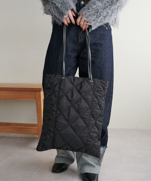 DISCOAT(ディスコート)の「キルティングトートバッグ(トートバッグ・レディース・アイボリー/ブラック/カーキ・FREE)」の13枚目の写真