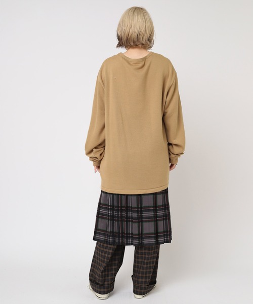 RNA(アールエヌエー)の「M2137 天竺裏毛プルオーバー(スウェット・レディース・レッド/ベージュ/ラベンダー・MEDIUM)」の17枚目の写真