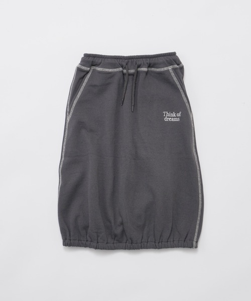 CIAOPANIC TYPY（チャオパニックティピー）の「【KIDS】ワンポイント刺繍配色ステッチ裏毛バルーンスカート（スカート・キッズ・ピンク/グレー/チャコールグレー・L/M/S/XXL/XL）」の2枚目の写真