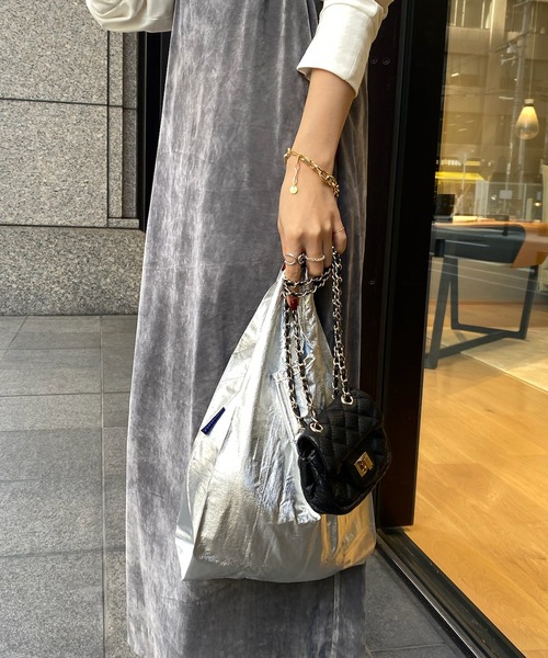 DouDou(ドゥドゥ)の「【BAGGU/バグゥ】23HO BABY BAGGU メタリック(エコバッグ/サブバッグ・レディース・ライム/シルバー/ゴールド・FREE)」の15枚目の写真