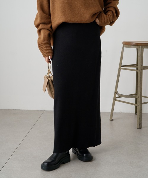PUAL CE CIN（ピュアルセシン）の「リブニットナロースカート（スカート・レディース・グレー/ブラウン/ブラック・FREE）」の2枚目の写真