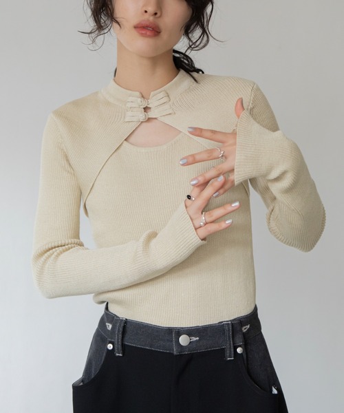 VACANCY(ヴァカンシー)の「チャイナボタンリブニット/新色追加/復刻カラー再販(Tシャツ/カットソー・レディース・ブルー/アイボリー/ブラック/ブラウン/レッド/パープル・FREE)」の15枚目の写真