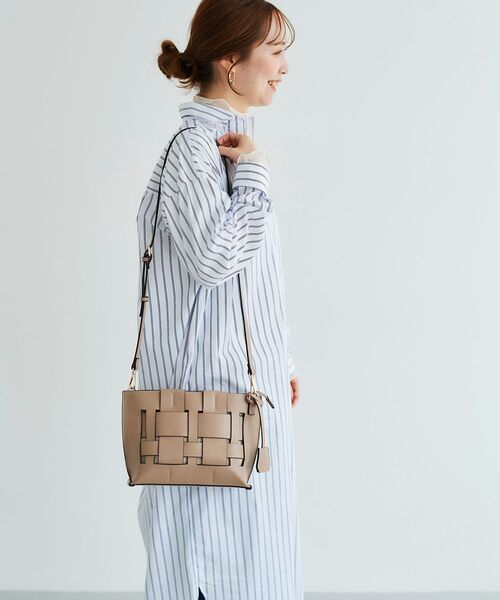 le.coeur blanc（ルクールブラン）の「メッシュ編みショルダーバッグ（ショルダーバッグ・レディース・ベージュ/ブラック・FREE）」の5枚目の写真