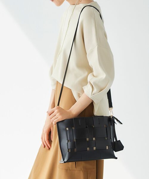 le.coeur blanc（ルクールブラン）の「メッシュ編みショルダーバッグ（ショルダーバッグ・レディース・ベージュ/ブラック・FREE）」の17枚目の写真