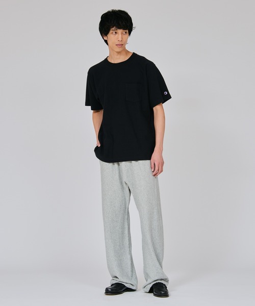 Champion(チャンピオン)の「【Champion/チャンピオン】メンズ リバースウィーブ(R) ショートスリーブポケットTシャツ(Tシャツ/カットソー・メンズ・オートミール/グリーン系その他2/ネイビー/ホワイト/グレー/ブルー系その他5/ブラック/ブルー系その他/グリーン系その他3/ペールイエロー/アッシュグレー・X-LARGE/LARGE/MEDIUM/SMALL)」の17枚目の写真