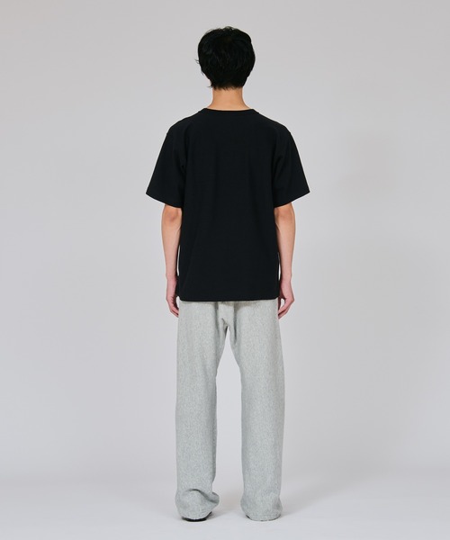 Champion(チャンピオン)の「【Champion/チャンピオン】メンズ リバースウィーブ(R) ショートスリーブポケットTシャツ(Tシャツ/カットソー・メンズ・オートミール/グリーン系その他2/ネイビー/ホワイト/グレー/ブルー系その他5/ブラック/ブルー系その他/グリーン系その他3/ペールイエロー/アッシュグレー・X-LARGE/LARGE/MEDIUM/SMALL)」の15枚目の写真