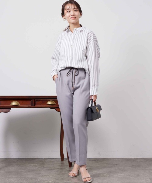Chez toi(シェトワ)の「BACKギャザーデザインシャツ(シャツ/ブラウス・レディース・アイボリー/オフホワイト/バイオレット/ネイビー・FREE)」の19枚目の写真