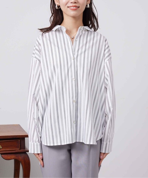 Chez toi(シェトワ)の「BACKギャザーデザインシャツ(シャツ/ブラウス・レディース・アイボリー/オフホワイト/バイオレット/ネイビー・FREE)」の15枚目の写真