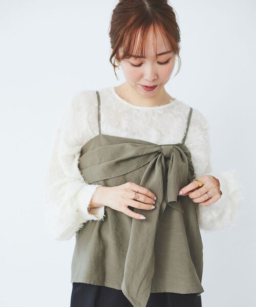 le.coeur blanc(ルクールブラン)の「フロントリボンキャミブラウス(シャツ/ブラウス・レディース・ホワイト系その他/カーキオリーブ・38)」の19枚目の写真