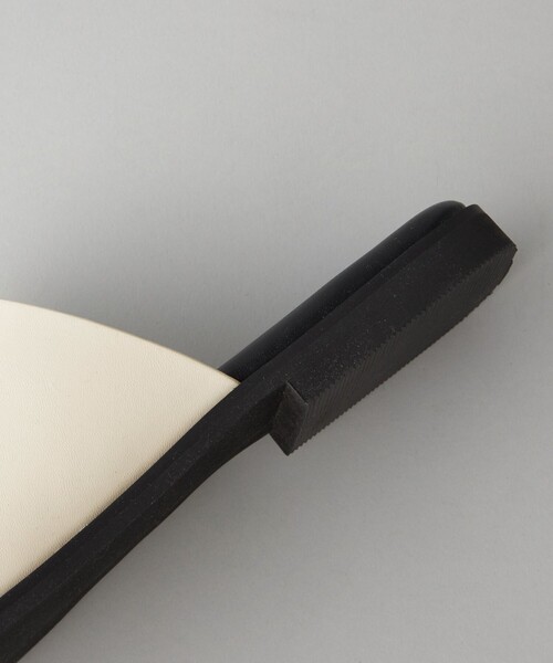 CITEN（シテン）の「＜CITEN＞サムループ カバード フラット サンダル（サンダル・レディース・ホワイト/ブラック・S/M/L）」の16枚目の写真