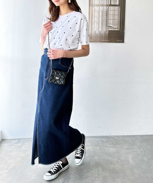 GeeRA(ジーラ)の「綿100%ドット刺繍シルケットTシャツ(Tシャツ/カットソー・レディース・オフホワイト/ブラック・MEDIUM/LARGE)」の6枚目の写真