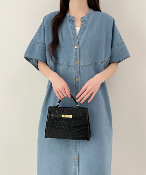 Diosfront(ディオスフロント)の「バルーン袖スキッパネックデニムワンピース(ワンピース・レディース・ブルー/ネイビー・FREE)」の1枚目の写真