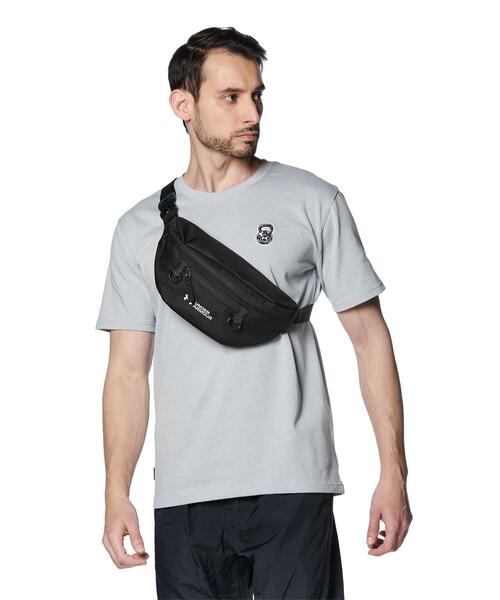 UNDER ARMOUR(アンダーアーマー)の「UAボディバッグ(トレーニング/メンズ/レディース)(ボディバッグ/ウエストポーチ・レディース・ブラック・ONESIZE)」の10枚目の写真