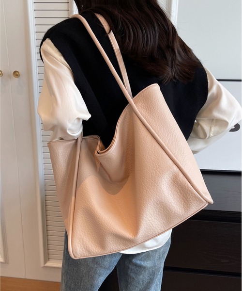 LA VORAGINE（ラ ヴォラジネ）の「A４大容量脇トートバッグ（トートバッグ・レディース・ベージュ/ブラック/アイボリー/ライトピンク・FREE）」の2枚目の写真