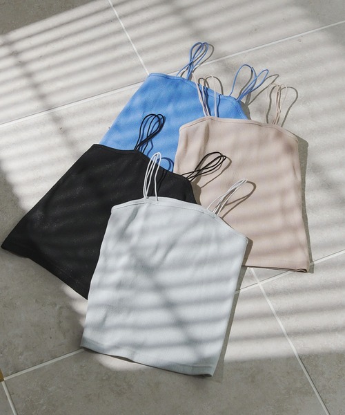 KOBE LETTUCE(コウベレタス)の「ダブルストラップラメキャミソール(キャミソール・レディース・ピンクベージュ/ブラック/ブルー/ライトグレー・M)」の5枚目の写真