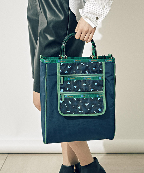 LeSportsac（レスポートサック）の「LG 2 ZIP POCKET TOTE ネイビー
