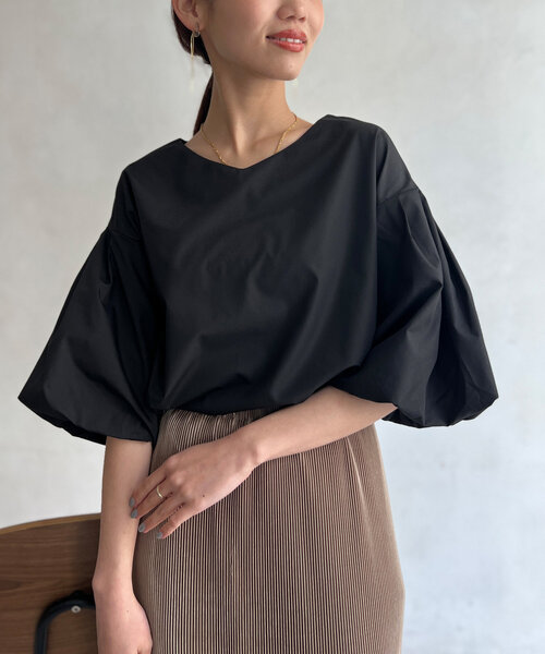 Chez toi(シェトワ)の「袖バルーンブラウス(シャツ/ブラウス・レディース・ライム/ブラック/ブルー/ブラック系その他・FREE)」の6枚目の写真