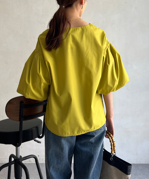 Chez toi(シェトワ)の「袖バルーンブラウス(シャツ/ブラウス・レディース・ライム/ブラック/ブルー/ブラック系その他・FREE)」の19枚目の写真