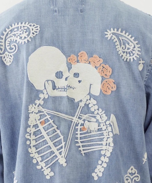 REMI RELIEF(レミレリーフ)の「REMI RELIEF(レミレリーフ)7.5Oz DENIM カバーオールSHIRT(刺繍:スカル)(カバーオール・メンズ・ブルー・L)」の4枚目の写真