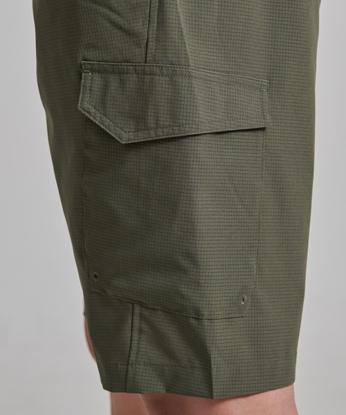 Eddie Bauer(エディーバウアー)の「ガイド カーゴ ショーツ(カーゴパンツ・メンズ・ブラック/ベージュ/サファリグリーン・S/L/M/XXL/XL)」の7枚目の写真