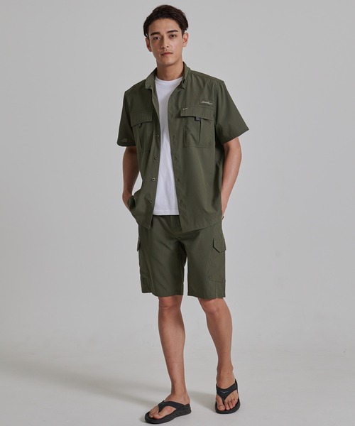 Eddie Bauer(エディーバウアー)の「ガイド カーゴ ショーツ(カーゴパンツ・メンズ・ブラック/ベージュ/サファリグリーン・S/L/M/XXL/XL)」の18枚目の写真