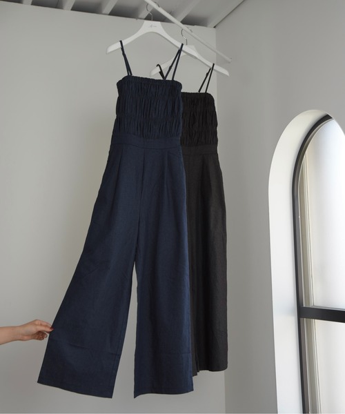 Amiur(エミレ)の「shirring denim all in one / シャリーングデニムオールインワン(サロペット/オーバーオール・レディース・インディゴブルー/ブラック・FREE)」の10枚目の写真