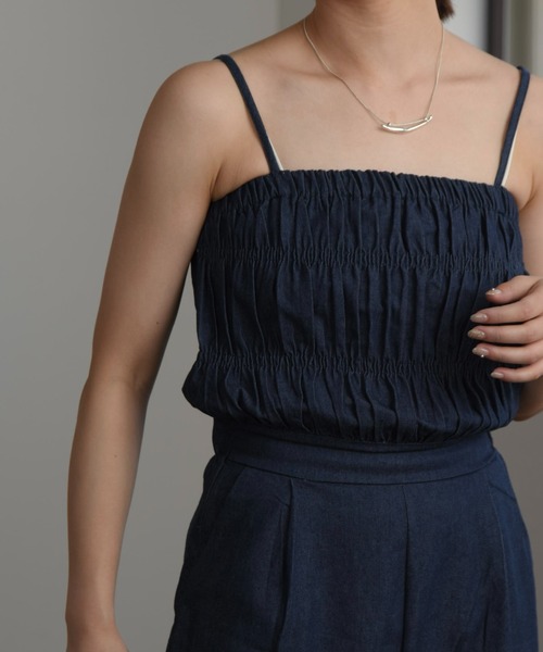 Amiur(エミレ)の「shirring denim all in one / シャリーングデニムオールインワン(サロペット/オーバーオール・レディース・インディゴブルー/ブラック・FREE)」の7枚目の写真