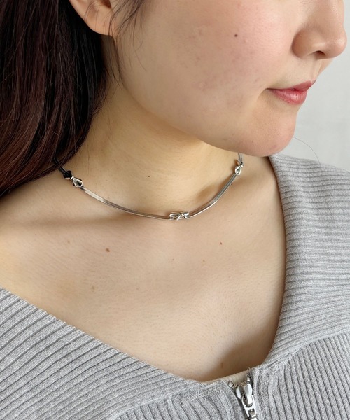 Heather(ヘザー)の「スネイクチェーンモチーフネックレス 126758(ネックレス・レディース・シルバー/ゴールド・ONE SIZE)」の2枚目の写真