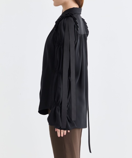 【新品未使用】 ヘンネ HAENGNAE OMOCHI トップス ブラウス HAENGNAE/ヘンネ】OMOCHI BLOUSE/ショルダーギャザーブラウス