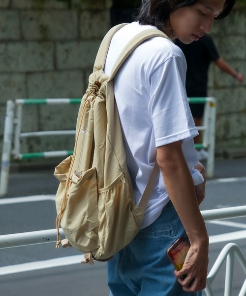 BEN DAVIS（ベンデイビス）の「【BEN DAVIS/ベンデイビス】ナイロンドローストリングリュック BDW-8353（バックパック/リュック・メンズ・ブラック/カーキ/オフホワイト/ベージュ・FREE）」の8枚目の写真