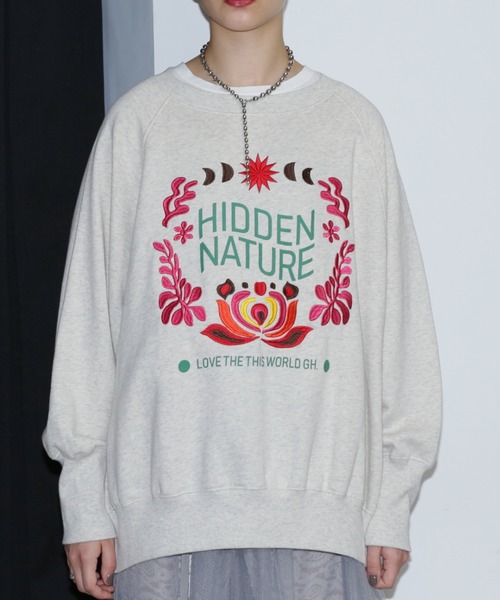 GENE HEAVENS（ジーンヘブンズ）の「(GENE HEAVENS)フラワーエンブロイダリー ラグランスリーブ スウェット（スウェット・レディース・グレー/ホワイト系その他・FREE）」の12枚目の写真