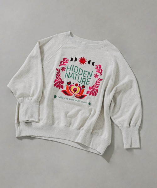 GENE HEAVENS（ジーンヘブンズ）の「(GENE HEAVENS)フラワーエンブロイダリー ラグランスリーブ スウェット（スウェット・レディース・グレー/ホワイト系その他・FREE）」の18枚目の写真