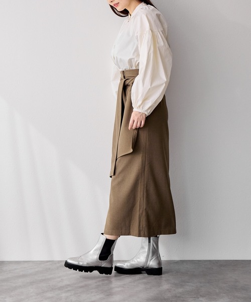 HIMIKO（ヒミコ）の「【Made in Japan】【撥水】メダリオンサイドゴアトラックソールブーツ/641408（ブーツ・レディース・グレー/ブラック/シルバー・24.5cm/23.5cm/24.0cm/23.0cm/22.5cm/25.5cm/25.0cm/22.0cm/21.5cm/26.0cm/26.5cm）」の18枚目の写真