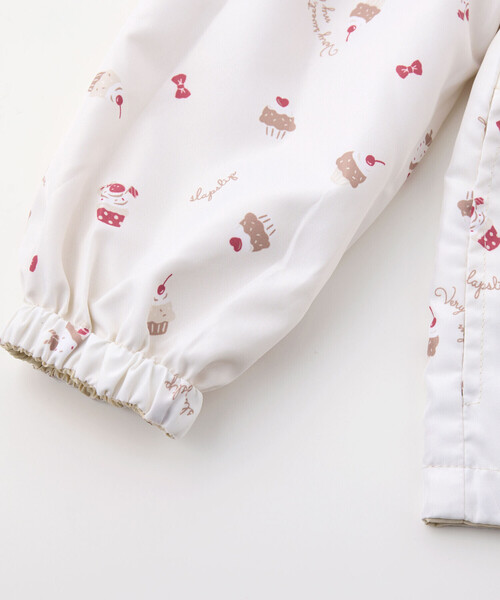 SLAP SLIP（スラップスリップ）の「無地ケーキ総柄リボン刺しゅうフリル付きリバーシブルジャケット(80~130cm)（ブルゾン・キッズ・ベージュ/ピンク・110cm/90cm/130cm/120cm/100cm/80ｃｍ）」の19枚目の写真