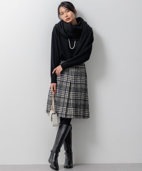 23区(ニジュウサンク)の「【Oggi2月号掲載/洗える】ピュアカシミヤ クルーネック ニット(ニット/セーター・レディース・こしょう色系/グレー系/ベージュ系1/ターコイズブルー系/ブラック系/ベージュ系/オレンジ系/グレー系1・32)」の17枚目の写真