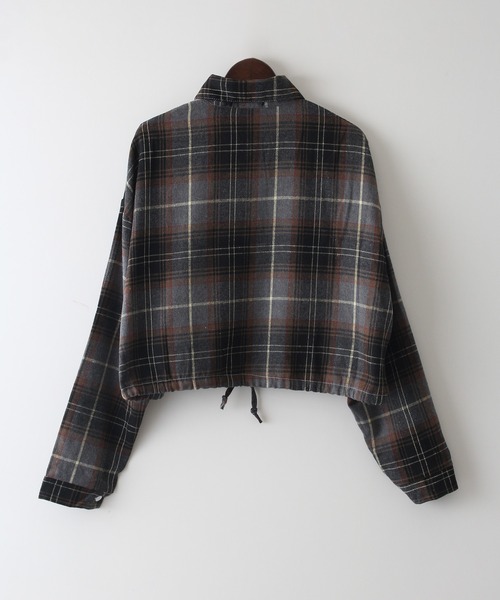 SpRay(スプレイ)の「ビエラチェックドロストクロップドシャツ(シャツ/ブラウス・レディース・ネイビー/ワイン/マスタード/グレー/ブラウン・FREE)」の12枚目の写真