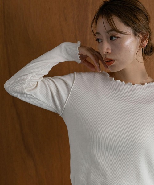 URBAN RESEARCH Sonny Label（アーバンリサーチサニーレーベル）の「『UR TECH』蓄熱クルーネックプルオーバー（Tシャツ/カットソー・レディース・チャコールグレー/ブラウン/オフホワイト・FREE）」の4枚目の写真