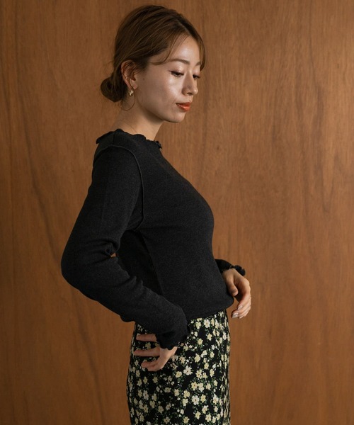 URBAN RESEARCH Sonny Label（アーバンリサーチサニーレーベル）の「『UR TECH』蓄熱クルーネックプルオーバー（Tシャツ/カットソー・レディース・チャコールグレー/ブラウン/オフホワイト・FREE）」の11枚目の写真