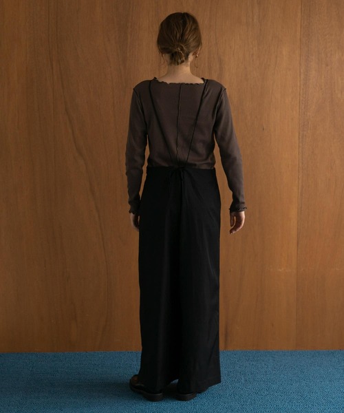 URBAN RESEARCH Sonny Label（アーバンリサーチサニーレーベル）の「『UR TECH』蓄熱クルーネックプルオーバー（Tシャツ/カットソー・レディース・チャコールグレー/ブラウン/オフホワイト・FREE）」の22枚目の写真