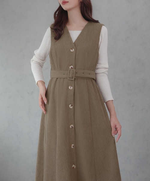 JUNOAH（ジュノア）の「ベルト付き裏起毛リブジャンパースカート（ジャンパースカート・レディース・チャコール/グレイッシュベージュ/ブラック・LARGE/MEDIUM/X-LARGE）」の15枚目の写真