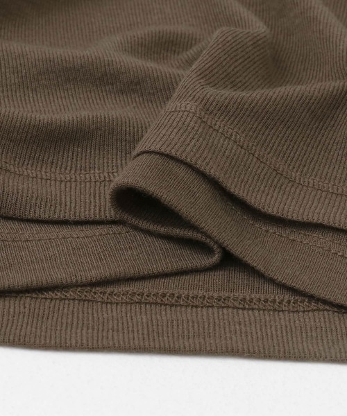 URBAN RESEARCH ROSSO WOMEN(アーバンリサーチ ロッソ)の「le WOOL LAYERD TURTLE-NECK TOP(Tシャツ/カットソー・レディース・ブラウン/アイボリー/ブラック・FREE)」の14枚目の写真