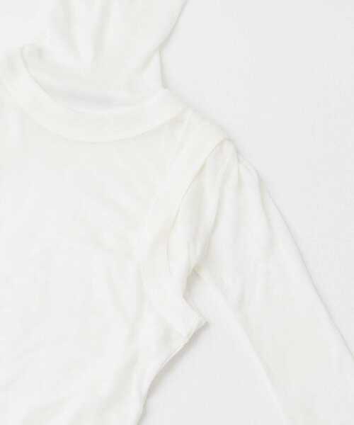 URBAN RESEARCH ROSSO WOMEN(アーバンリサーチ ロッソ)の「le WOOL LAYERD TURTLE-NECK TOP(Tシャツ/カットソー・レディース・ブラウン/アイボリー/ブラック・FREE)」の21枚目の写真