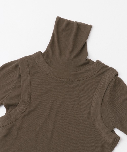 URBAN RESEARCH ROSSO WOMEN(アーバンリサーチ ロッソ)の「le WOOL LAYERD TURTLE-NECK TOP(Tシャツ/カットソー・レディース・ブラウン/アイボリー/ブラック・FREE)」の6枚目の写真