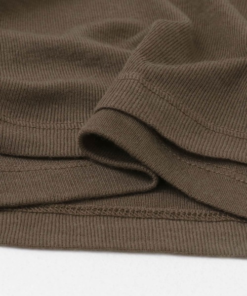 URBAN RESEARCH ROSSO WOMEN(アーバンリサーチ ロッソ)の「le WOOL LAYERD TURTLE-NECK TOP(Tシャツ/カットソー・レディース・ブラウン/アイボリー/ブラック・FREE)」の8枚目の写真