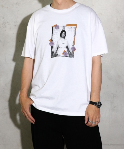 C.E.L.STORE(セルストア)の「OFFSHORE / オフショア ANGEL SS TEE ハンドシルクスクリーン 手刷り グラフィックTシャツ(Tシャツ/カットソー・メンズ・ホワイト・LARGE/MEDIUM/X-LARGE)」の2枚目の写真